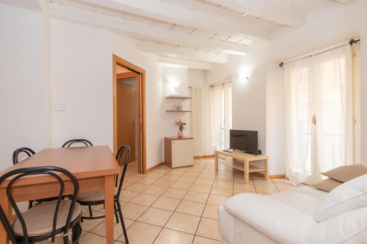 Appartamento Bilocale 1 Piazza Vittoria - Affitti Brevi Italia Бреша Екстериор снимка