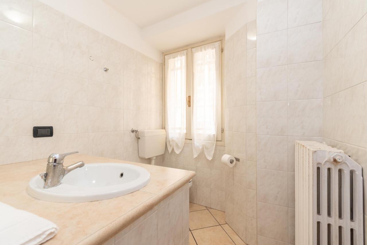 Appartamento Bilocale 1 Piazza Vittoria - Affitti Brevi Italia Бреша Екстериор снимка